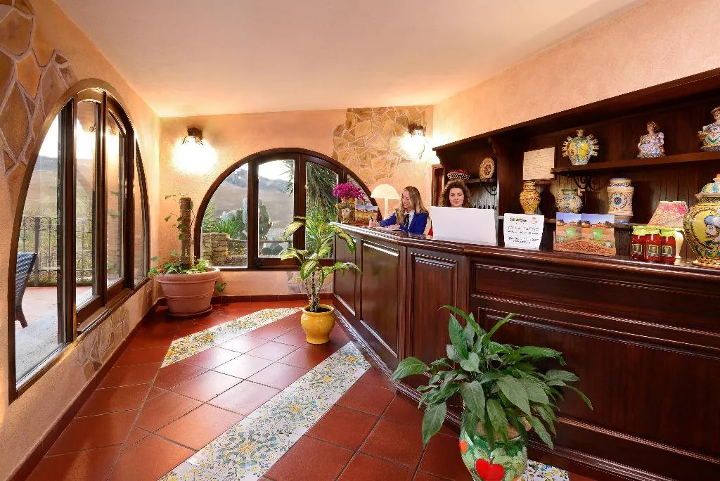 Lobby, Villa Dafne, Palermo