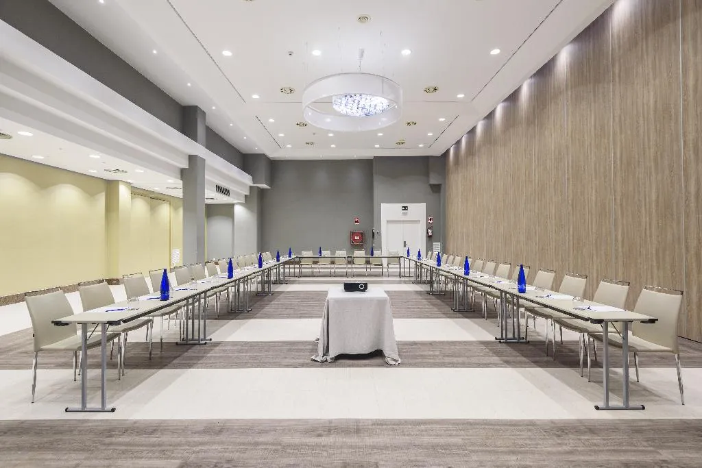 Conferences, Guadalajara Conference Center Affiliated By Melia, Madrid