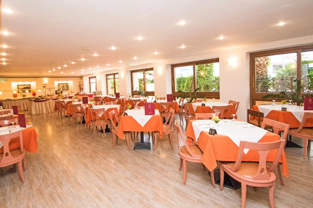 Restaurant, Brascos, Crete