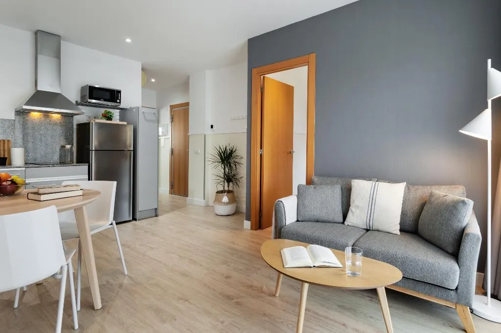 APARTMENT TWO BEDROOMS Room, Sata Olimpic Village Area, Barcelona