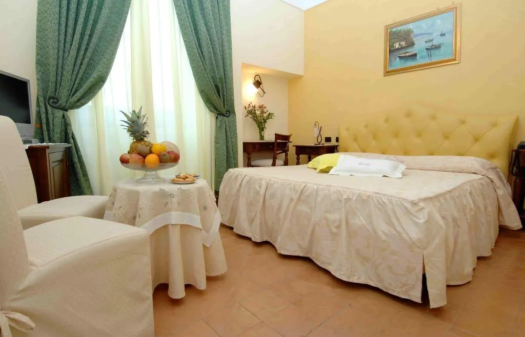 Room, Hotel Villa Annalara, Naples