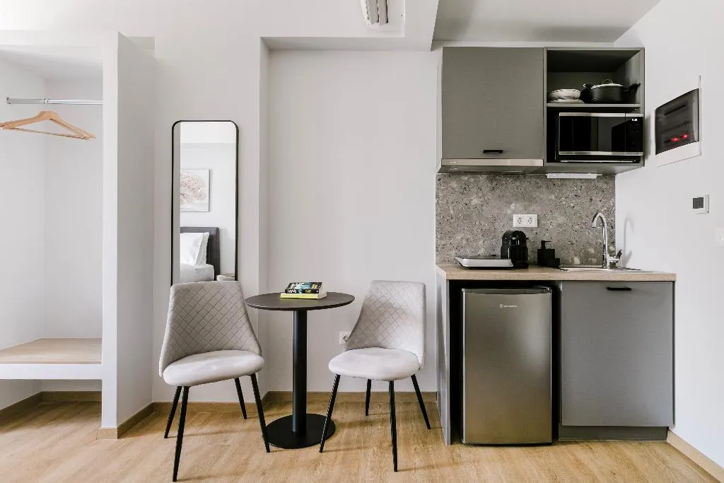 STUDIO SUPERIOR Room, B48 Athens Dafni, Athens