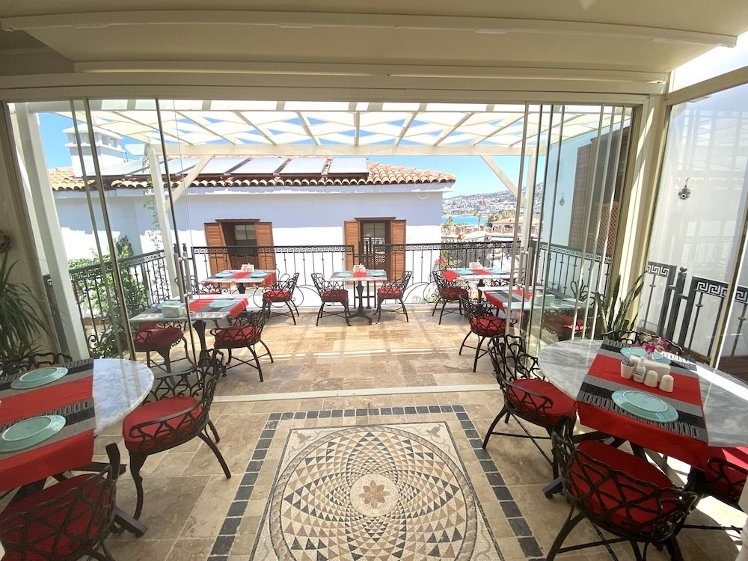 Villa Ephesus, Izmir