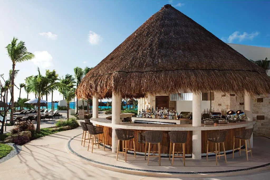 Bar, Secrets Akumal Riviera Maya, Cancun Area