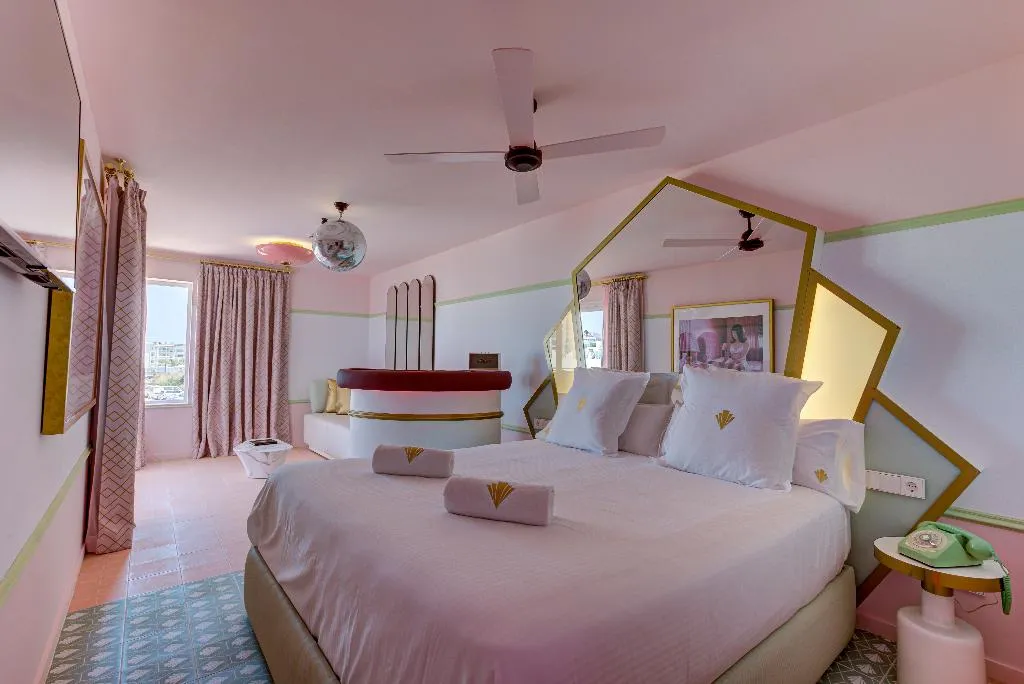 SUITE STANDARD Room, Grand Paradiso, Ibiza