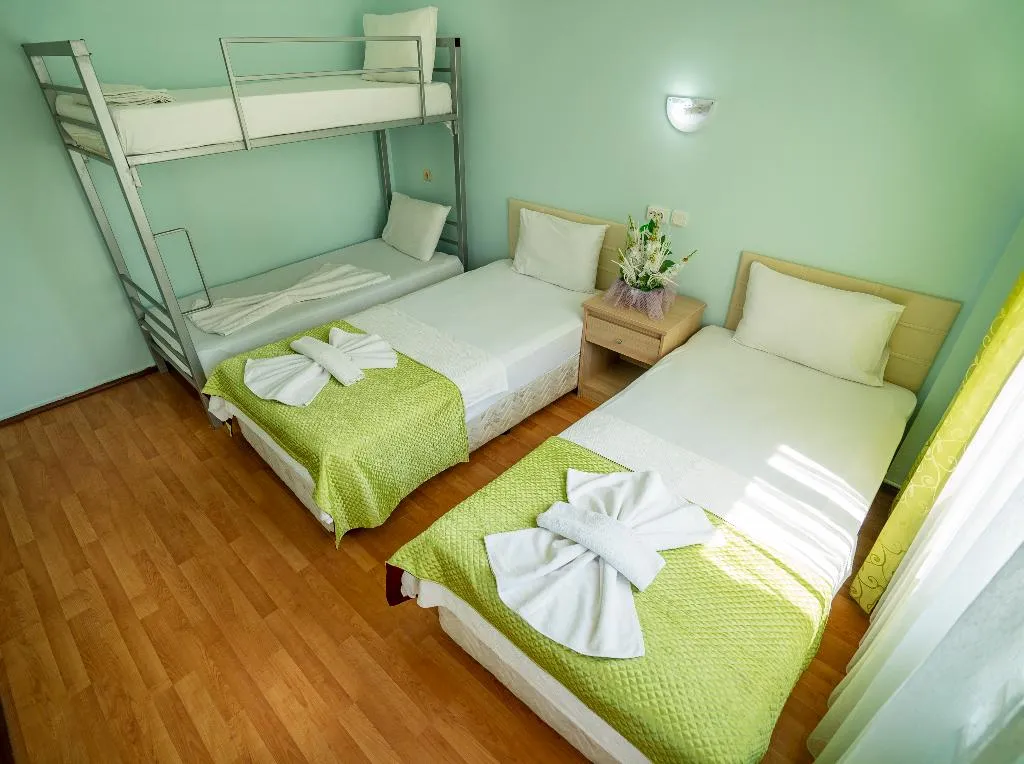 APARTMENT CAPACITY 1 Room, Nehir Apart Otel, Antalya