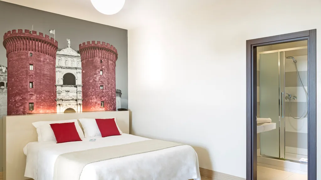 Room, B&b Hotel Napoli, Naples
