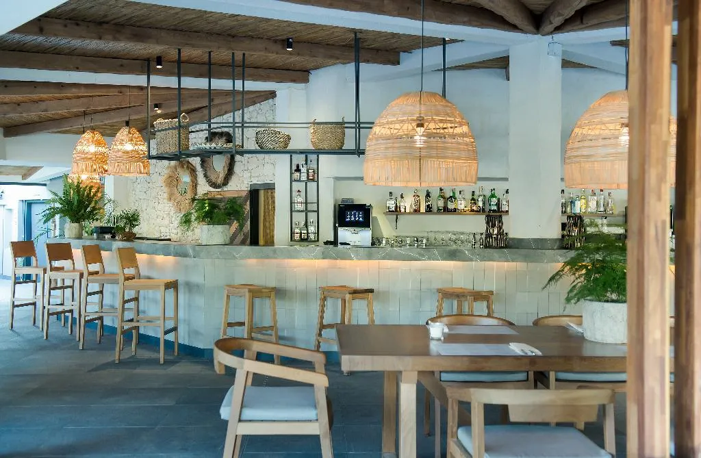 Bar, Miramare Beach, Antalya
