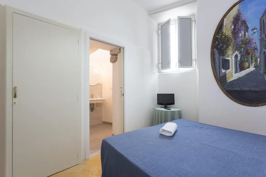 Room, Sole Castello, Taormina