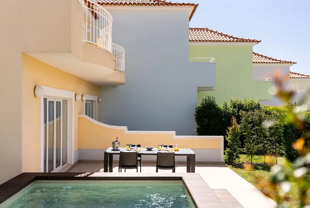 VILLA THREE BEDROOMS WITH PRIVATE POOL Room, Eden Villas & Apartments, Algarve
