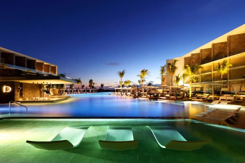 Pool, TRS Coral Hotel – Adults Only All Inclusive, Cancun Area