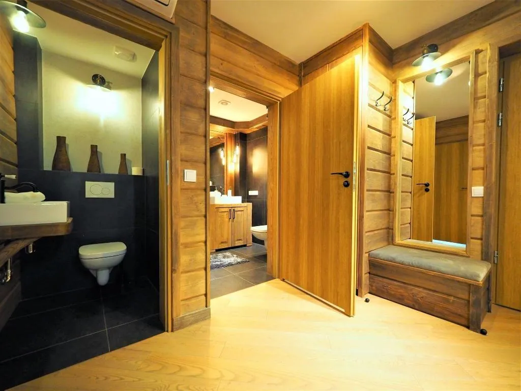 Room, ApartHotel Giewont, Krakow