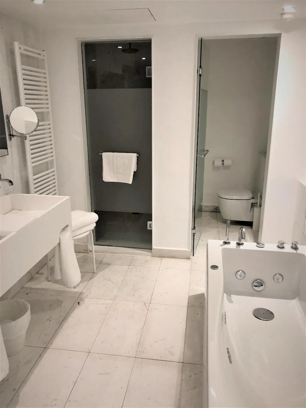 SUITE HONEYMOON Room, Droushia Heights Hotel, Cyprus