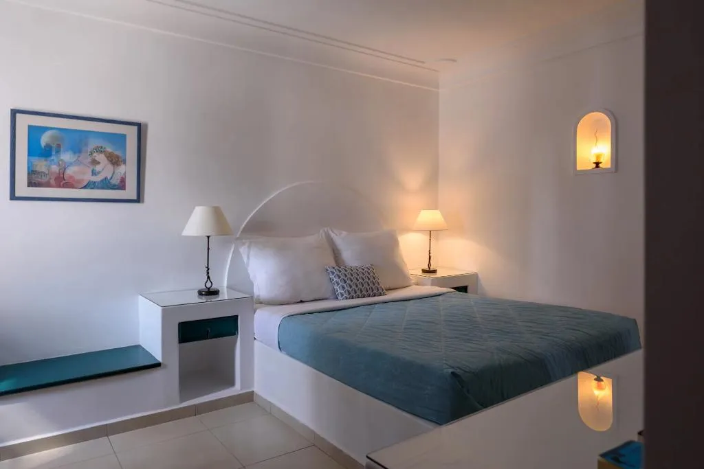 APARTMENT CAPACITY 5 Room, Veggera Hotel, Santorini