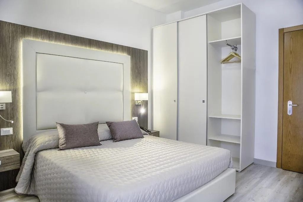Room, All'Orologio, Venice