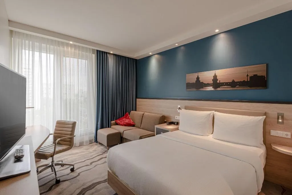Room, Hampton by Hilton Berlin City Alexanderplatz, Berlin