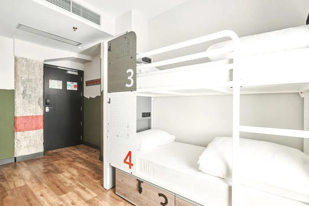 QUADRUPLE BUNK BED Room, Generator Madrid, Madrid