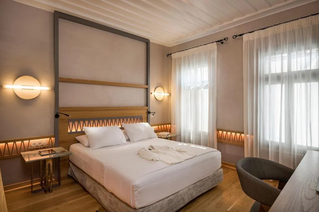 DOUBLE CLASSIC QUEEN BED Room, Scala De Faro, Crete