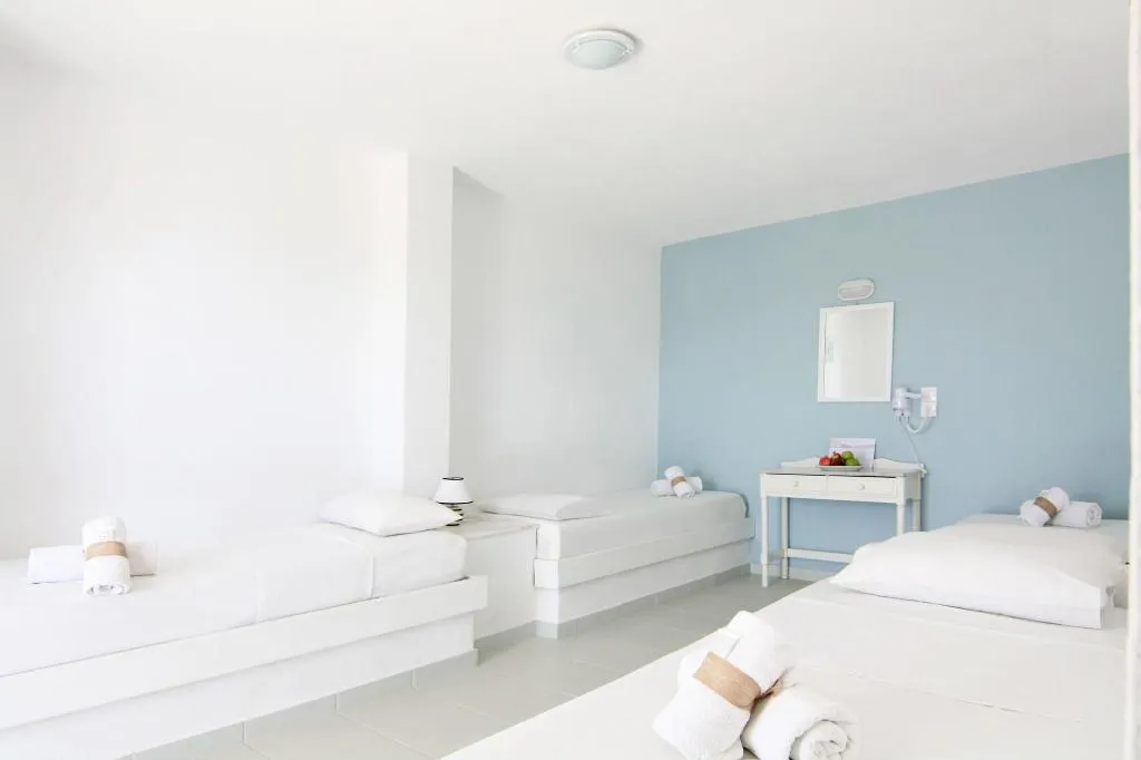 Room, Kritikakis Village Apartments, Santorini