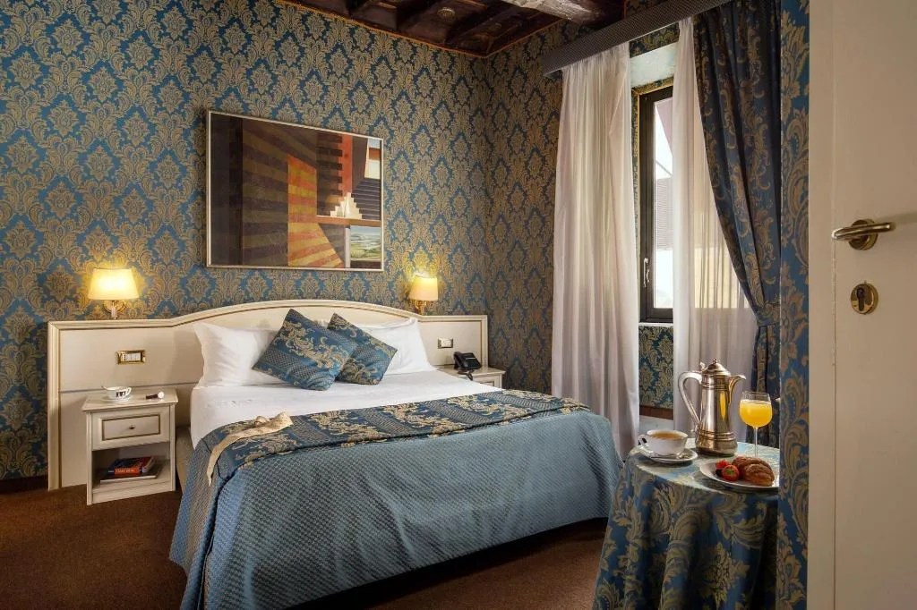 Room, Charme Spagna Boutique, Rome
