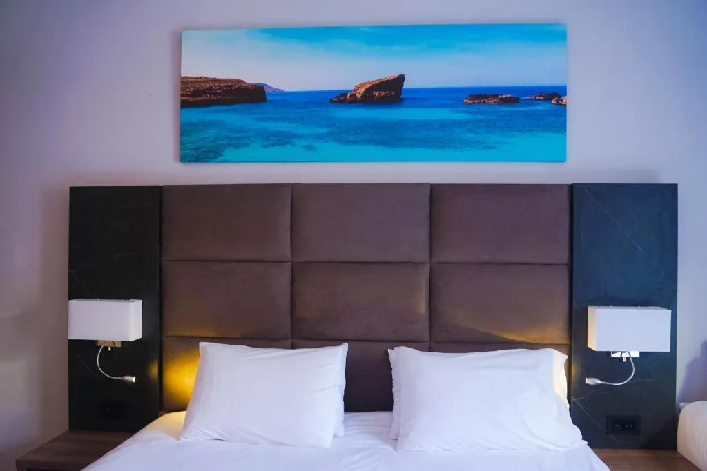 TRIPLE POOL VIEW Room, Bora- Bora Ibiza Malta Resort, Malta