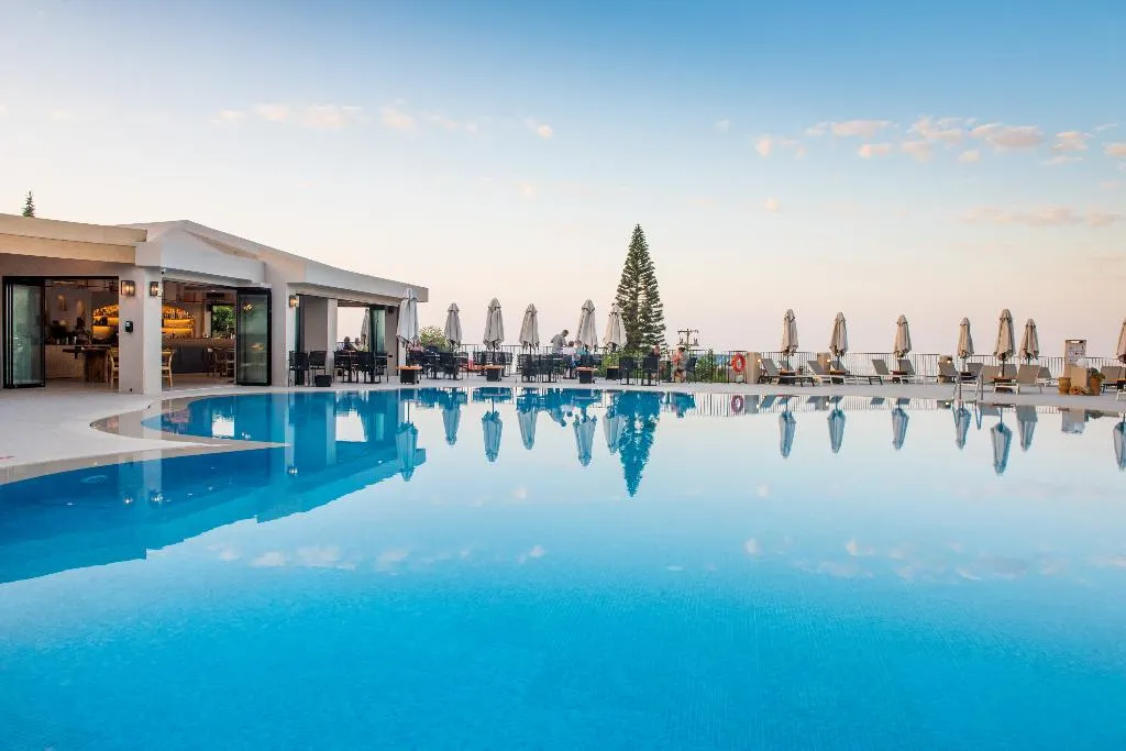 Pool, Marni Village, Crete