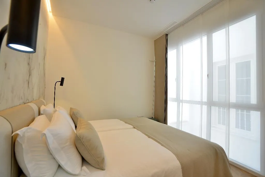 APARTMENT TWO BEDROOMS TWO BATHROOMS Room, Plaza Mina Suites, Costa De La Luz