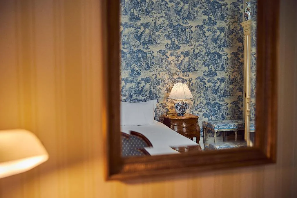 JUNIOR SUITE CITY VIEW KING BED Room, InterContinental Amstel Amsterdam by IHG, Amsterdam