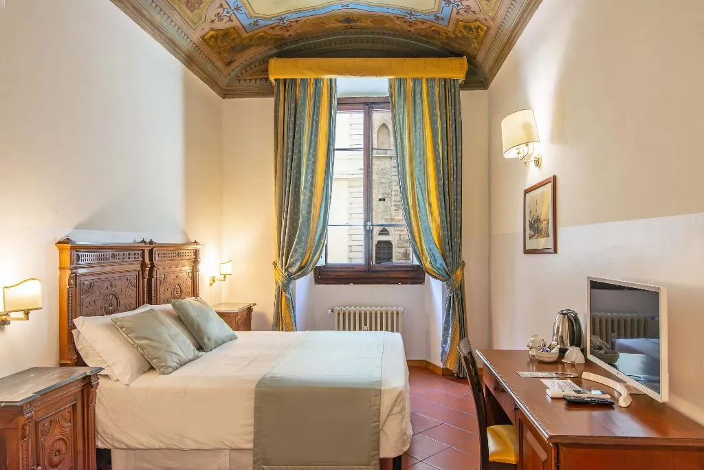 Double or Twin STANDARD Room, Cimabue, Florence