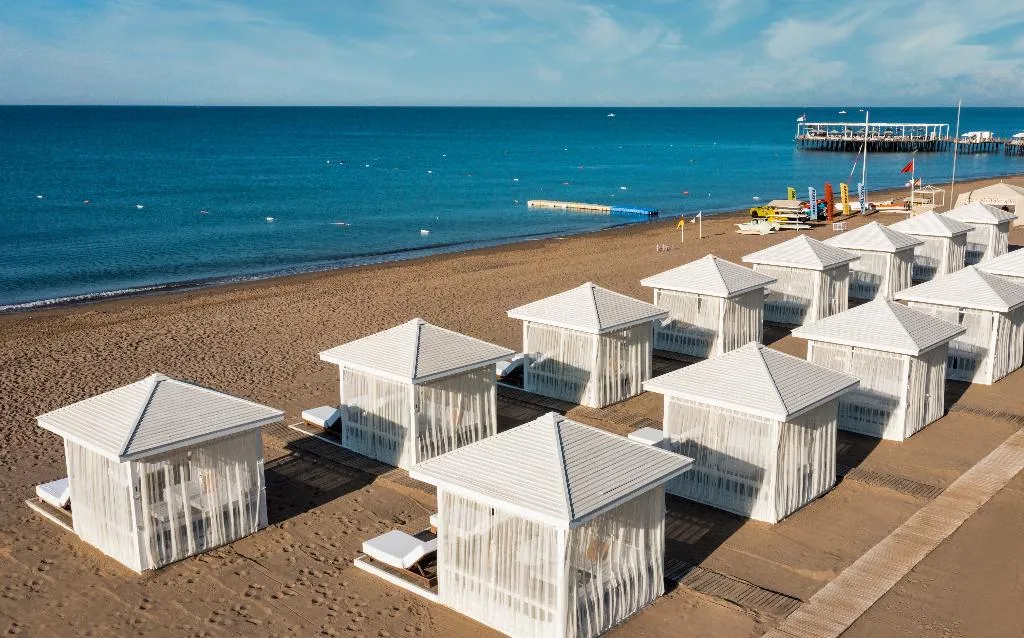 Beach, Kempinski Hotel The Dome, Antalya