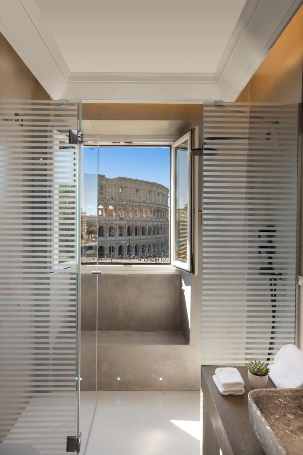 DOUBLE STANDARD Room, Palazzo Manfredi-Small Luxury Hotels of the World, Rome