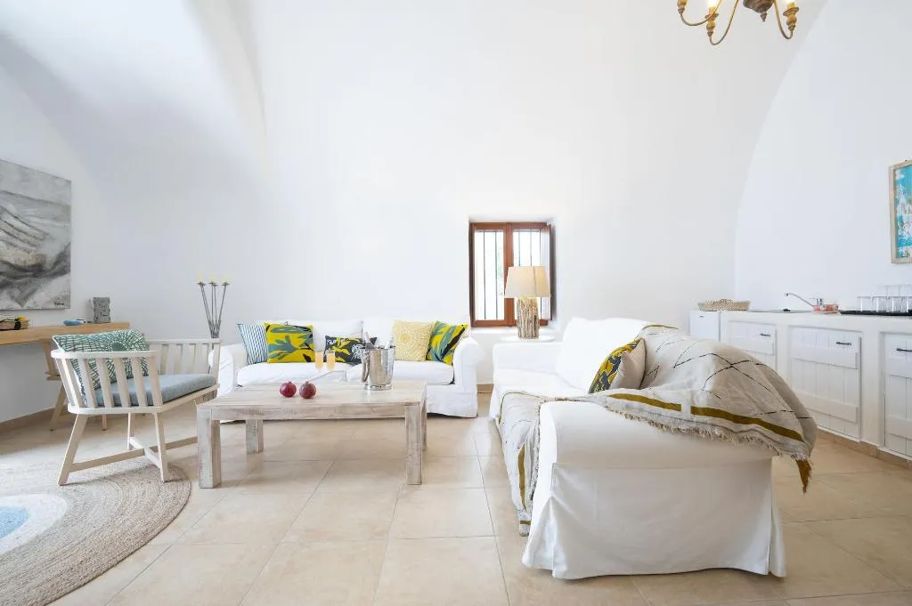Room, Estate 1896, Santorini