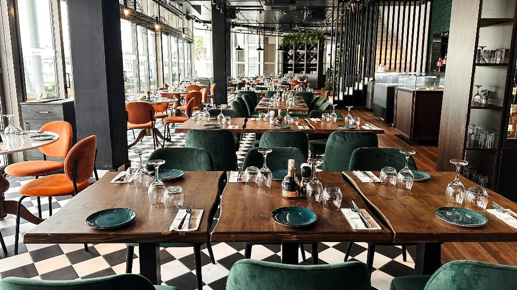 Restaurant, Ax Odycy, Malta