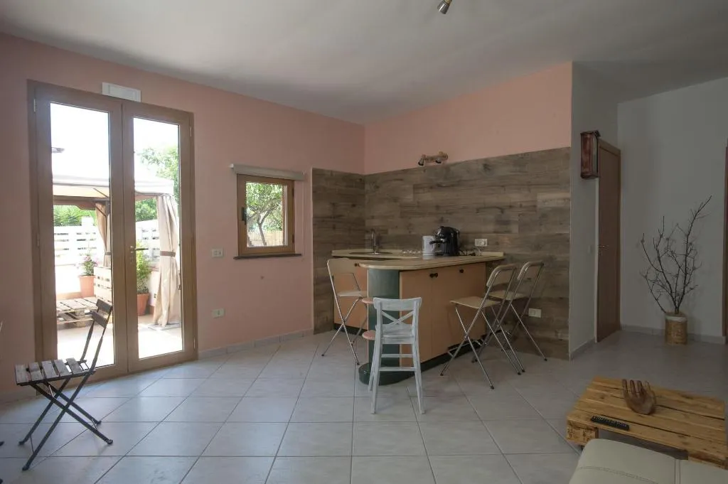 Room, City Pompei Accommodations, Naples