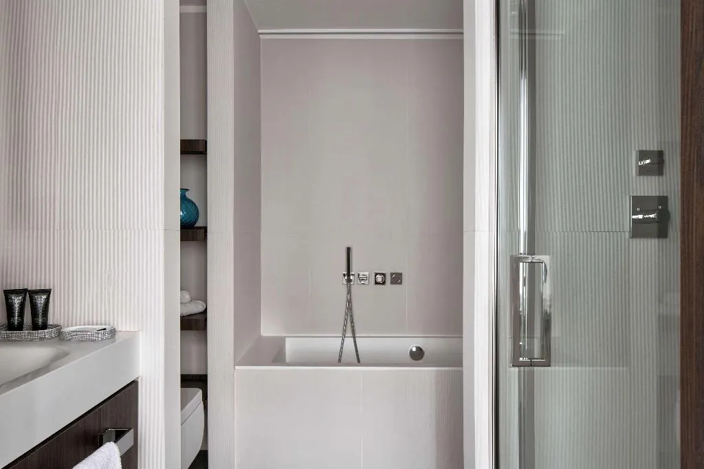 Room, Hyatt Centric Milan Centrale, Milan