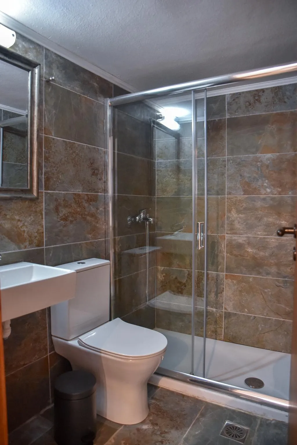 STUDIO SUPERIOR CAPACITY 4 Room, Iraklis, Crete