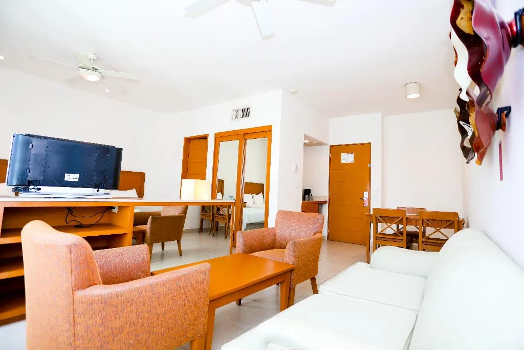 JUNIOR SUITE TWO DOUBLE BEDS Room, Ambiance Suites Cancun, Cancun Area