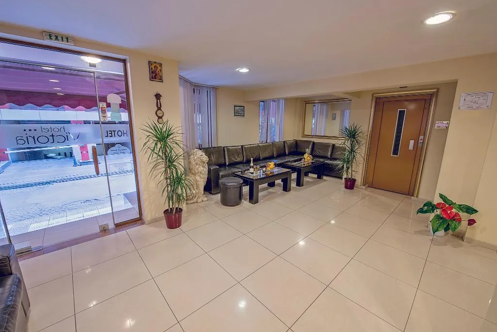 Lobby, Victoria, Varna