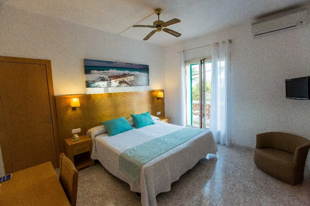 Double or Twin STANDARD Room, Tagomago, Ibiza