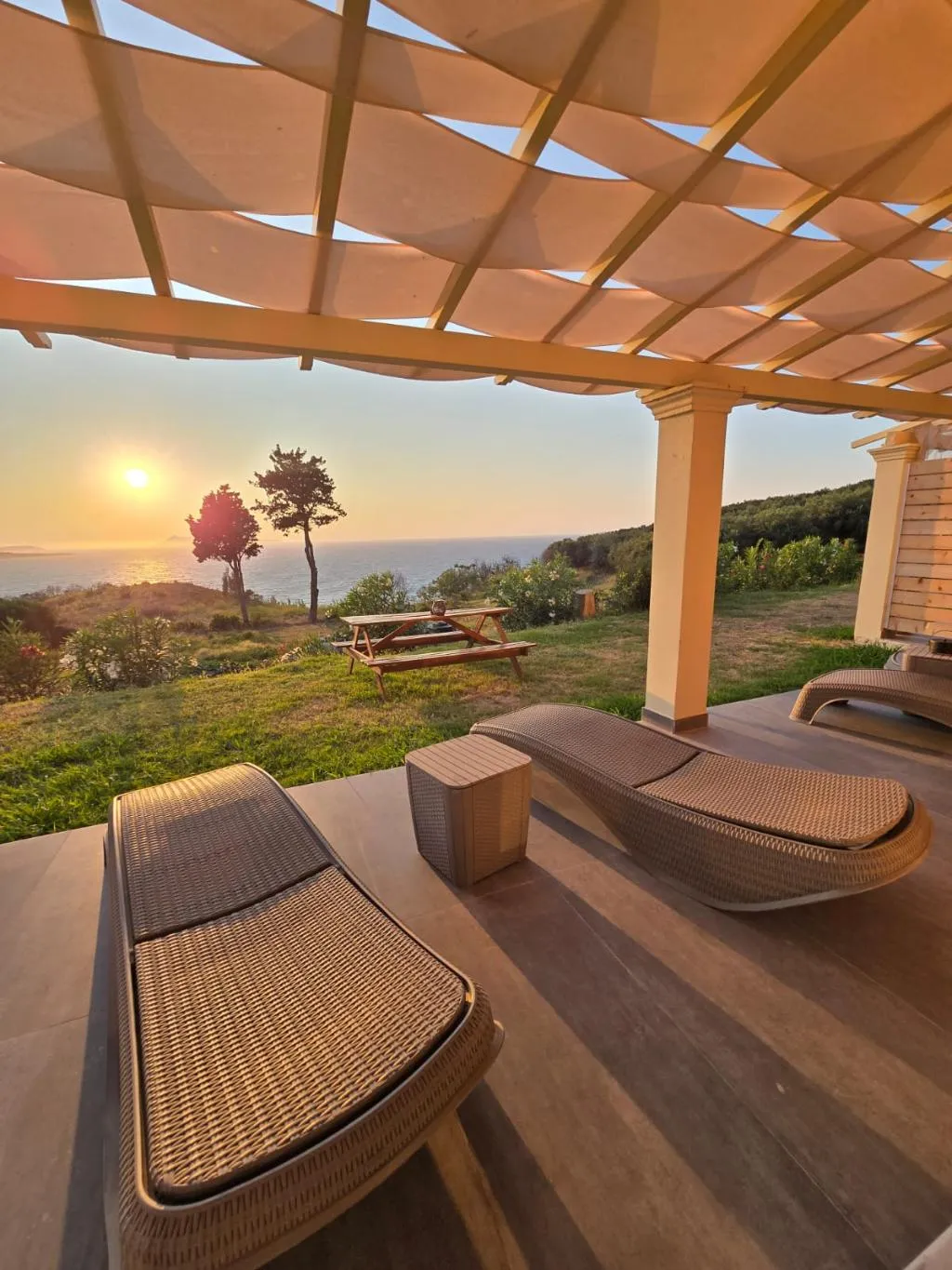 QUADRUPLE TWO BEDROOMS ONE BATHROOM Room, Nikos Apartments Corfu, Corfu