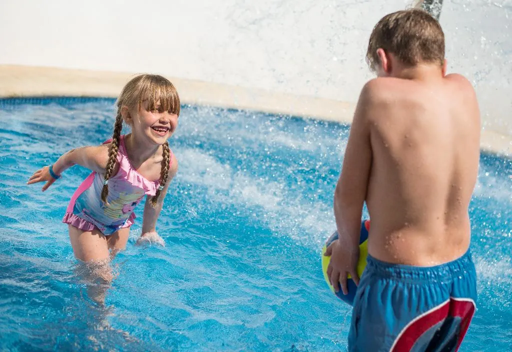 Pool, Holiday Center, Majorca