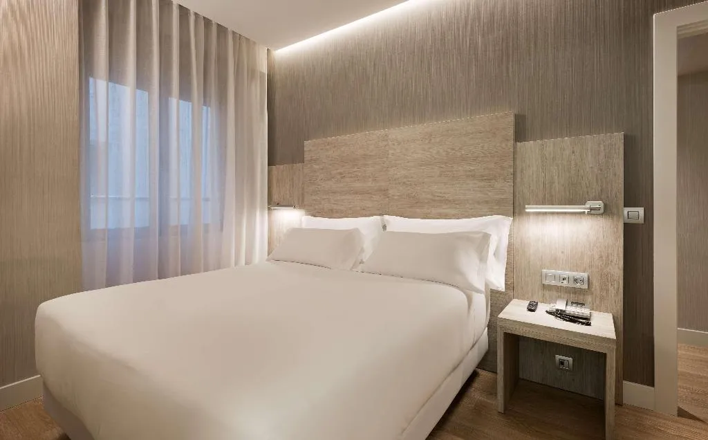 Room, NH Madrid Chamberí, Madrid