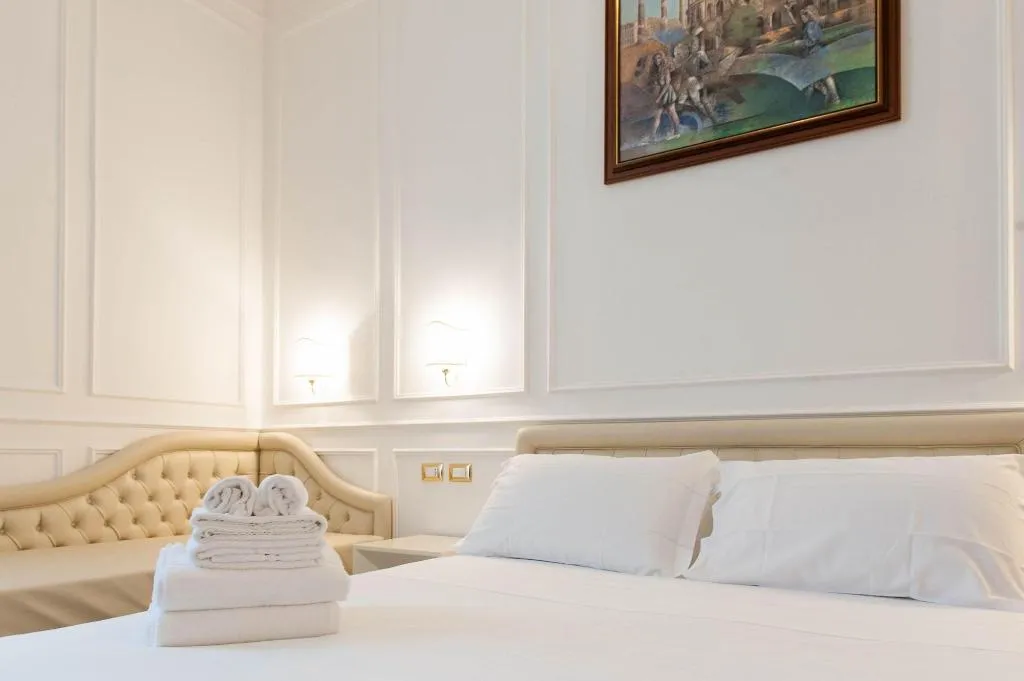 Room, Navona Central Suites, Rome