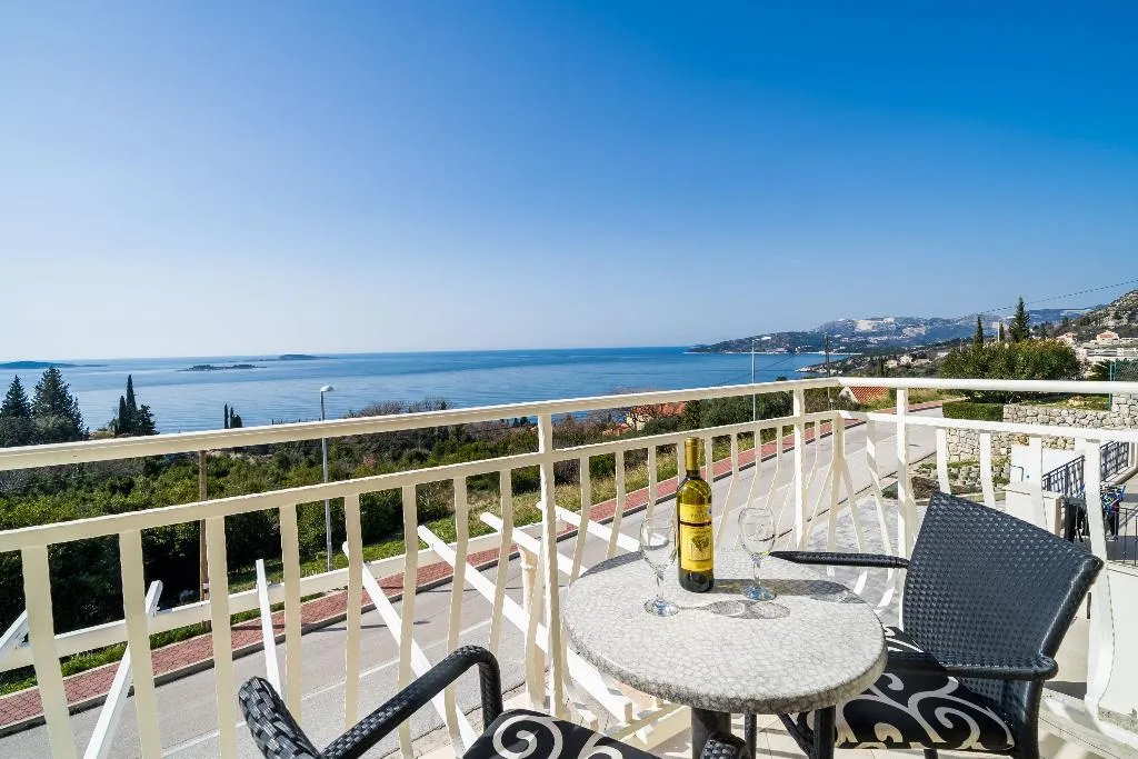 APARTMENT SEA VIEW WITH BALCONY Room, Villa Samba, Dubrovnik