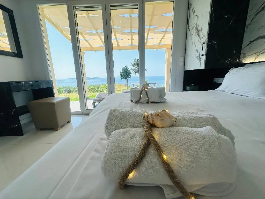 QUADRUPLE TWO BEDROOMS ONE BATHROOM Room, Nikos Apartments Corfu, Corfu