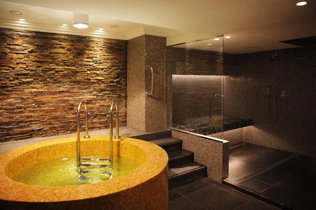 Sports and Entertainment, InterContinental Amstel Amsterdam by IHG, Amsterdam