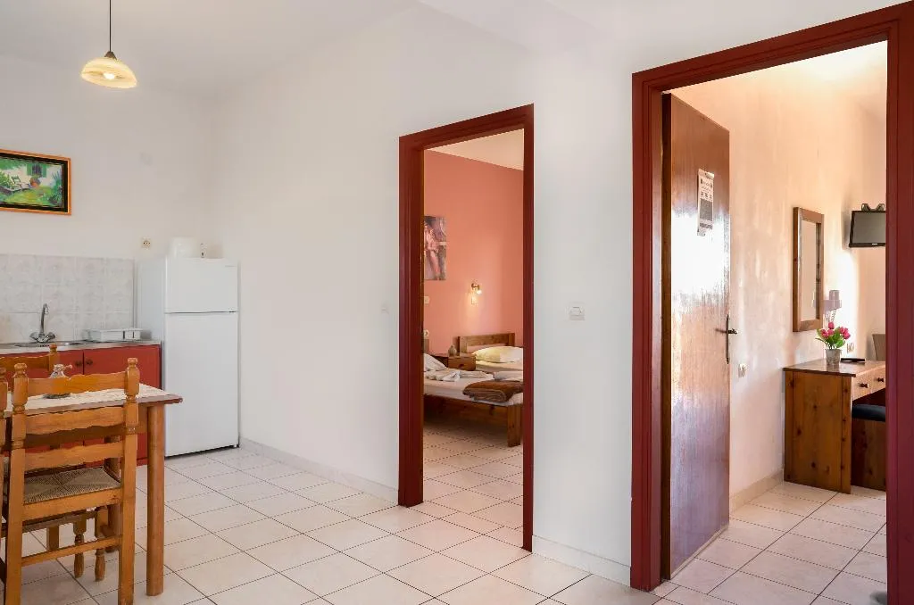 APARTMENT CAPACITY 4 TWO BEDROOMS Room, Antonis Apartments Pool Bar, Zante