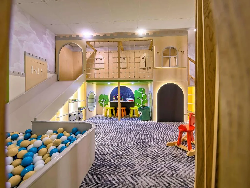 Sports and Entertainment, Novotel Krakow Centrum, Krakow