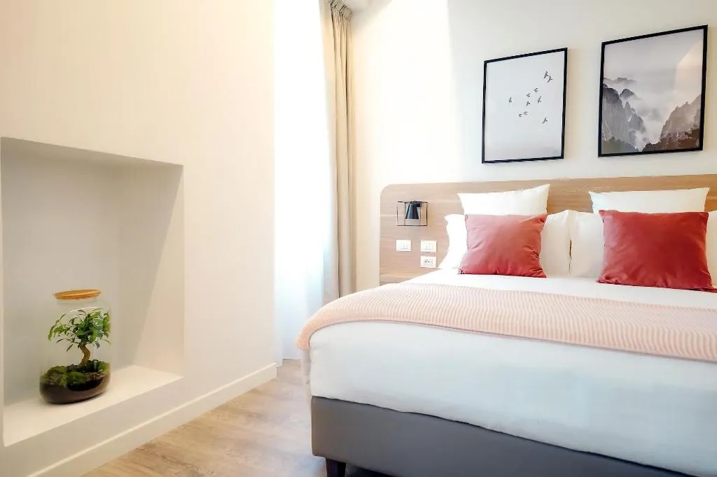 Room, Bergamo Inn 15, Milan