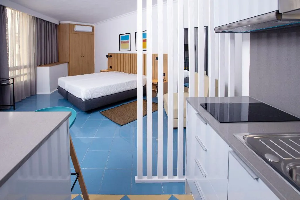 STUDIO CLASSIC Room, Aparthotel Foz Atlantida, Algarve